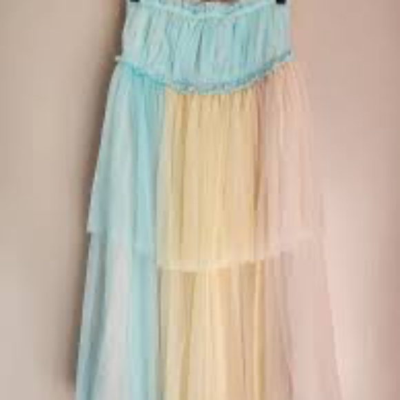 Brand New PERNILLE ROSENKILDE STRAPLESS TIERED TULLE DRESS - Picture 5 of 13